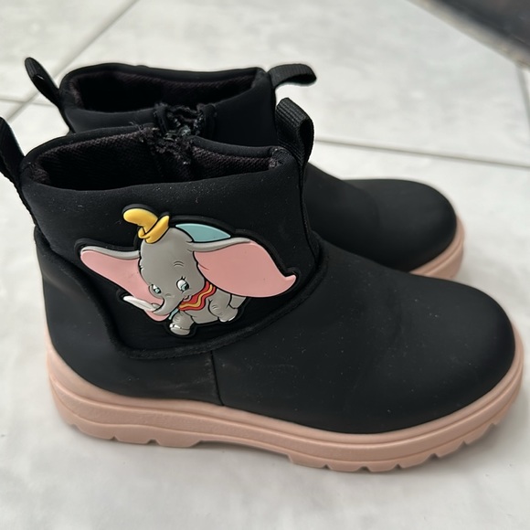Zara Disney Dumbo Boots - Picture 5 of 7